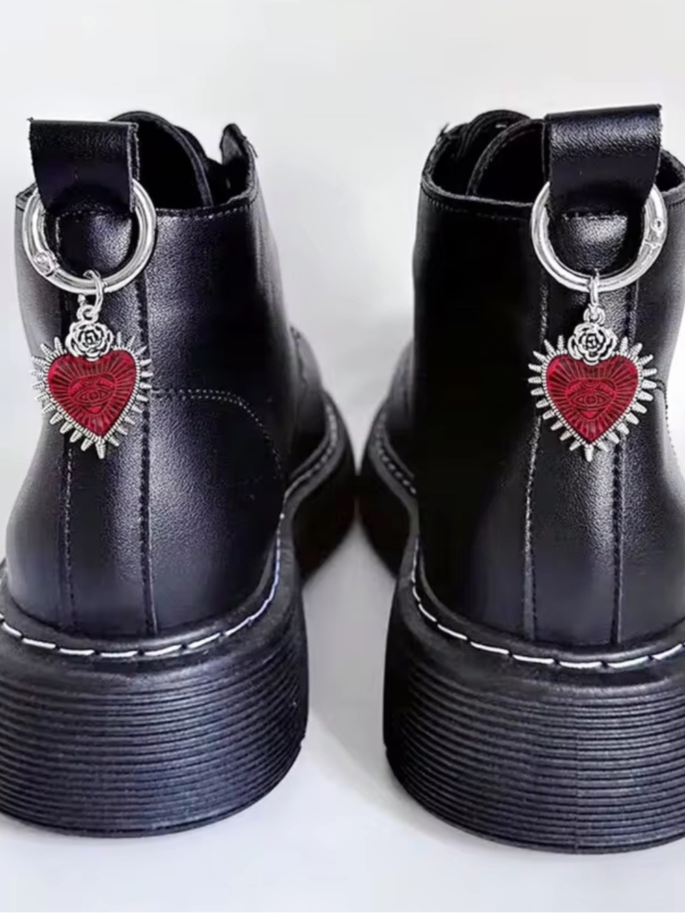Gothic Red Heart Pendant Shoe Charms - Silver & Red